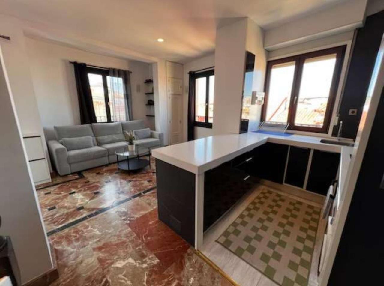 Apartamentos El Tiempo マドリード エクステリア 写真